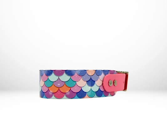 Medium (13-16 Inches) Pastel Mermaid UV Print with Bubblegum Accent Dog Collar